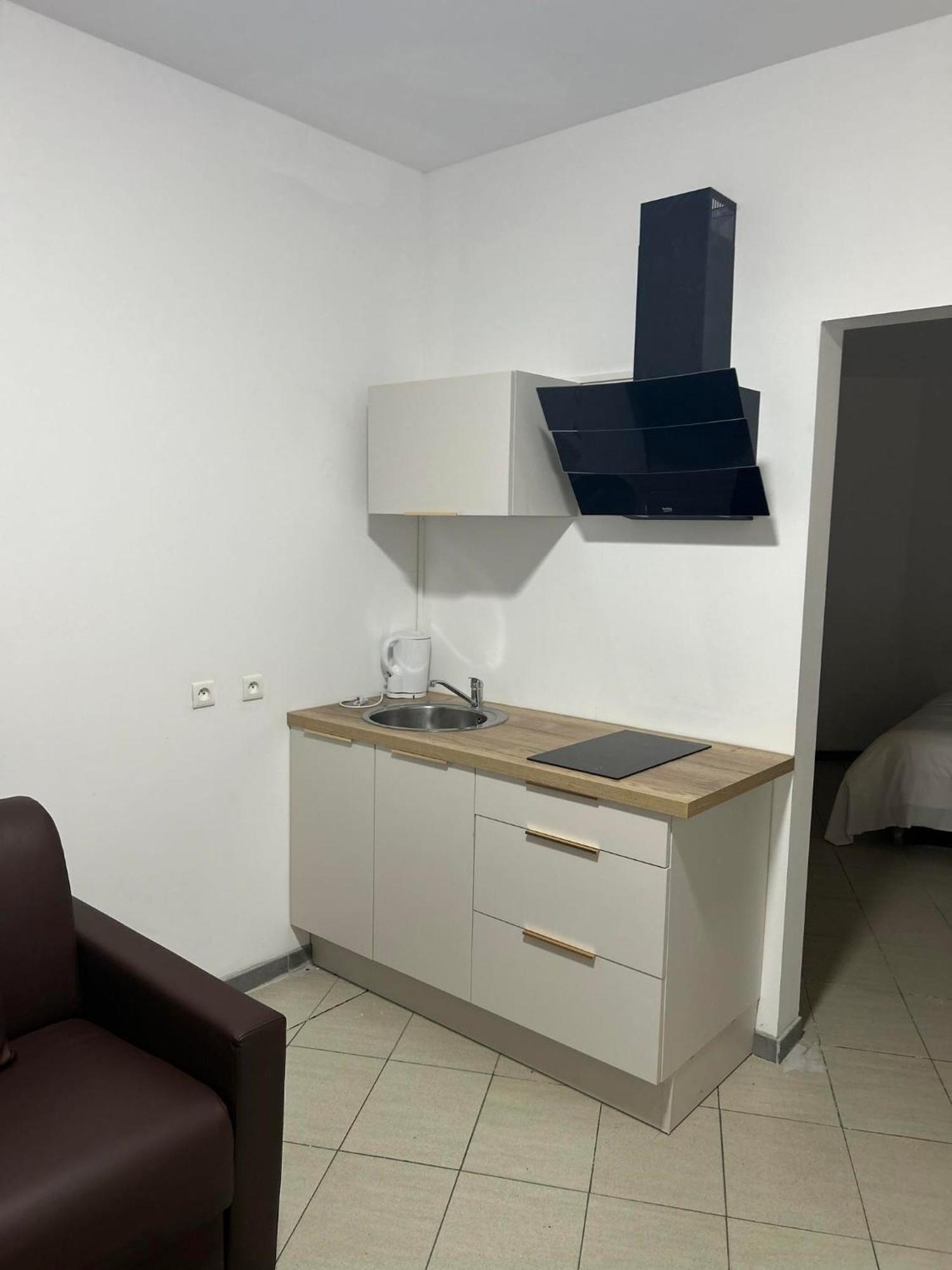 Top Appartement Centre Ville 瓦朗西纳 外观 照片